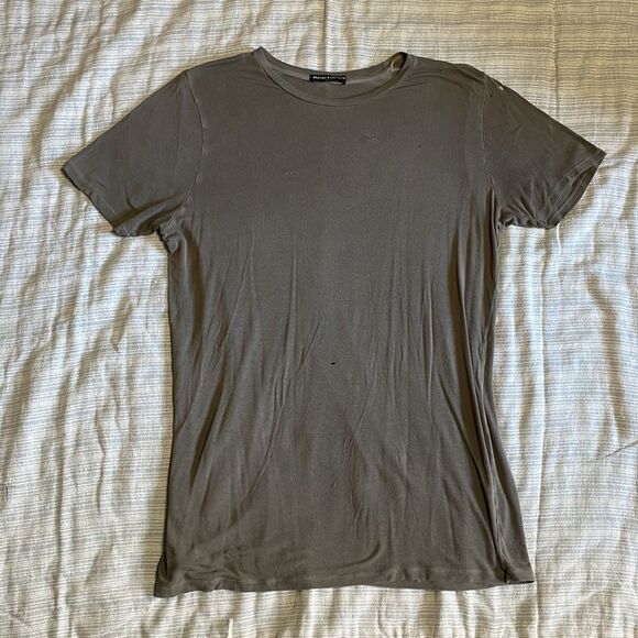 Brandy Melville Relaxed Tee - Army Green - Picture 3 of 9